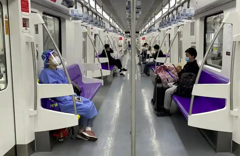   شنغهاي تعيد تشغيل شبكة النقل العام جزئيا 