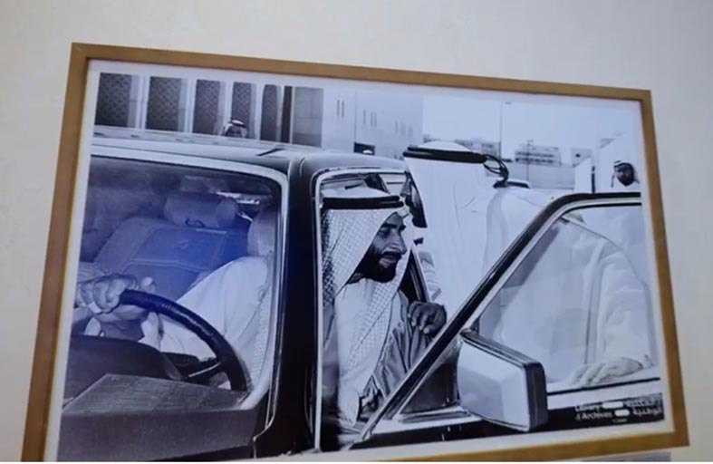 الأرشيف والمكتبة الوطنية يثري صالات الفورمولا1 بمجموعة من الصور التاريخية