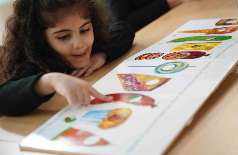 مكتبة .. وجهة تثقيفية وتعليمية للأطفال خلال عطلة الصيف
