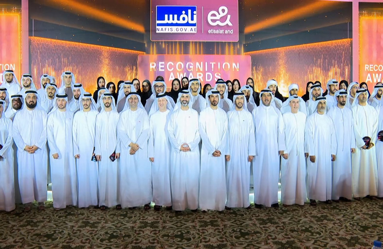 إي آند الإمارات تستقطب 460 مواطنا في إطار شراكتها مع نافس