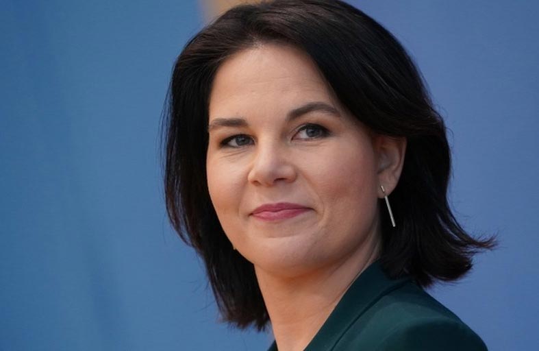 ألمانيا ترفض دعوة بوريل لتعليق الحوار مع إسرائيل