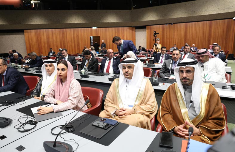 صقر غباش يؤكد على المواقف الراسخة للإمارات وقيادتها في نُصرة الحق العربي والدفاع عن القضايا العربية العادلة