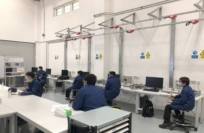 كهرباء ومياه دبي تعزز قدرات و مهارات موظفيها و تحفزهم على الإبداع 