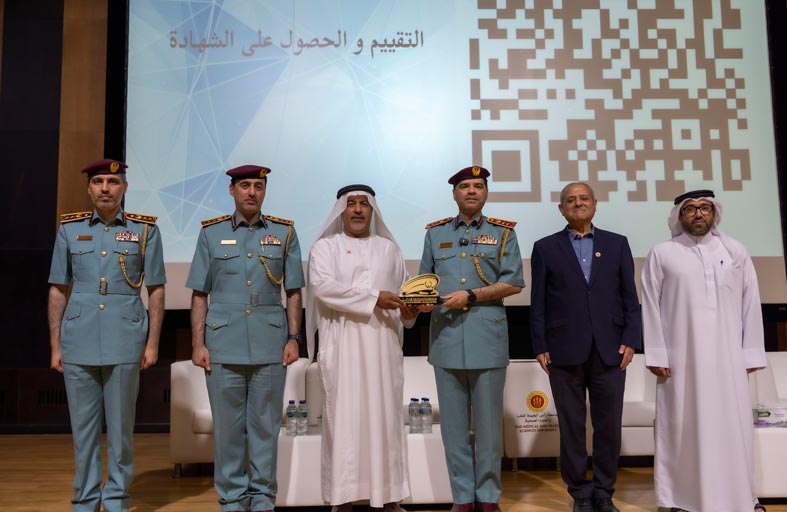 شرطة رأس الخيمة تلتقي الهيئة التدريسية والإدارية بجامعة الطب والعلوم الصحية ضمن مبادرة (معكم مجتمعنا آمن)