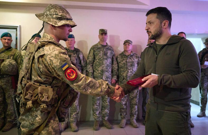 هل لا يزال زيلنسكي رجل  المرحلة  لرئاسة أوكرانيا ؟