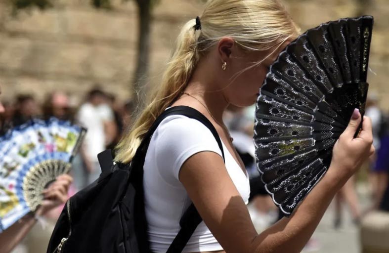 احذروا السفر هناك.. قرار من إسبانيا ينفر السياح