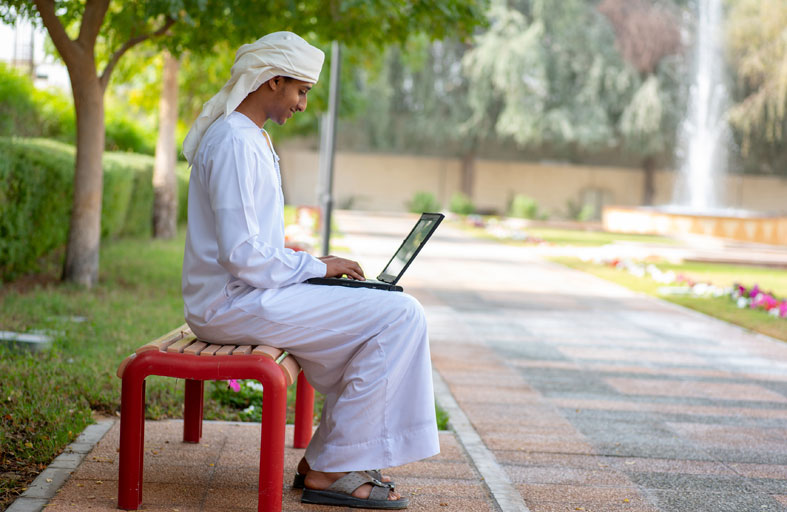 المناطق الاقتصادية الحرة .. تطوير شركات ناشئة وتخريج رواد أعمال من مقاعد الدراسة