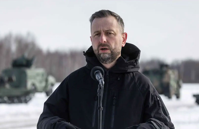 استجابة لترامب.. بولندا تدعو 3 دول أوروبية لزيادة الإنفاق الدفاعي