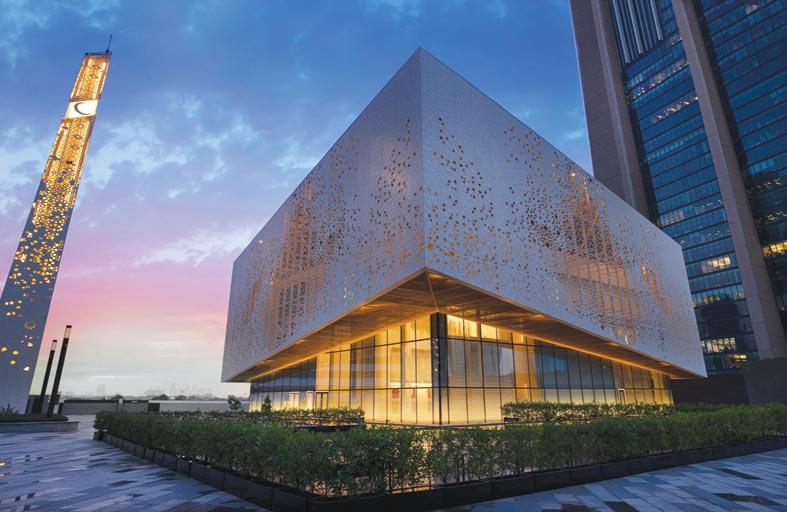 مسجد مركز دبي المالي العالمي الكبير  يفتتح أبوابه لاستقبال المصلين