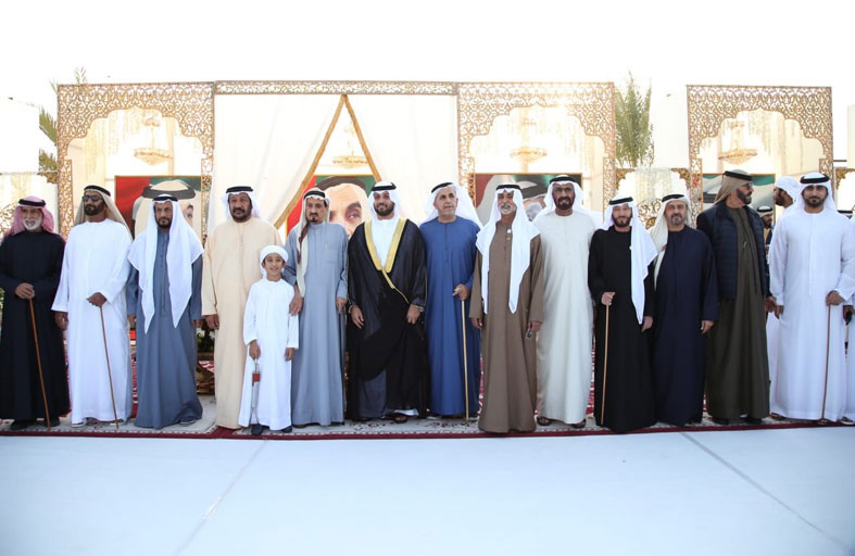 حاكم عجمان والشيوخ يحضرون أفراح الغفلي