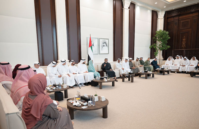 خالد بن محمد بن زايد يستقبل وفداً من مجلس الشركات العائلية الخليجية