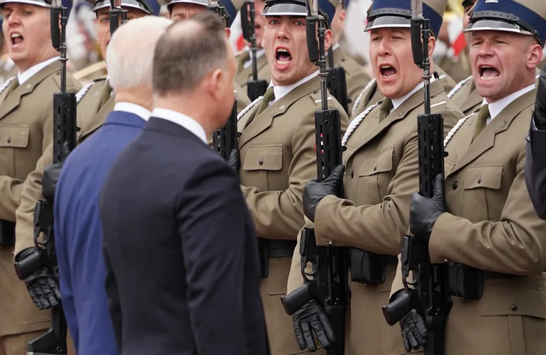 بولندا وليتوانيا.. لماذا أثارتا غضب روسيا مؤخرا؟