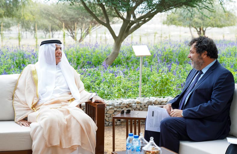 سعود بن صقر يستقبل القنصل العام لمملكة هولندا