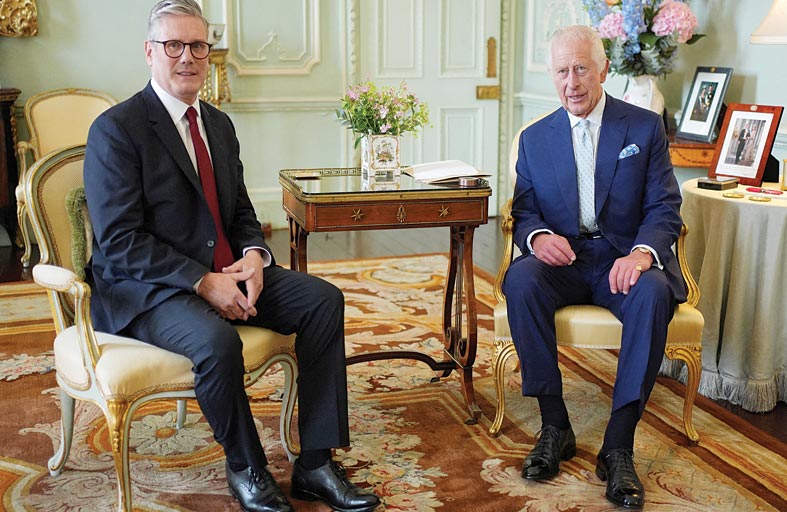 ستارمر رئيساً لوزراء بريطانيا بعد استقالة سوناك