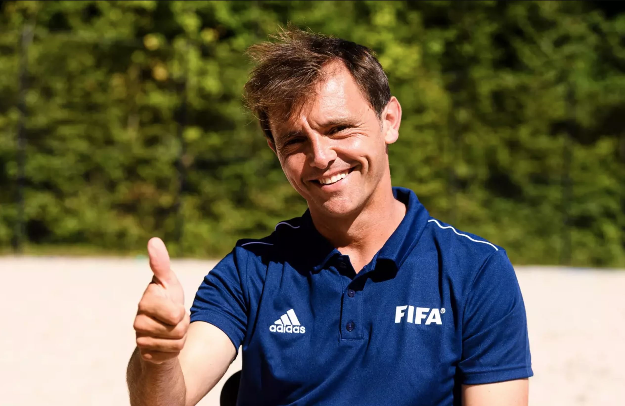 أسطورة كرة القدم الشاطئية: منتخب الإمارات قادر على المنافسة والفوز بكأس العالم