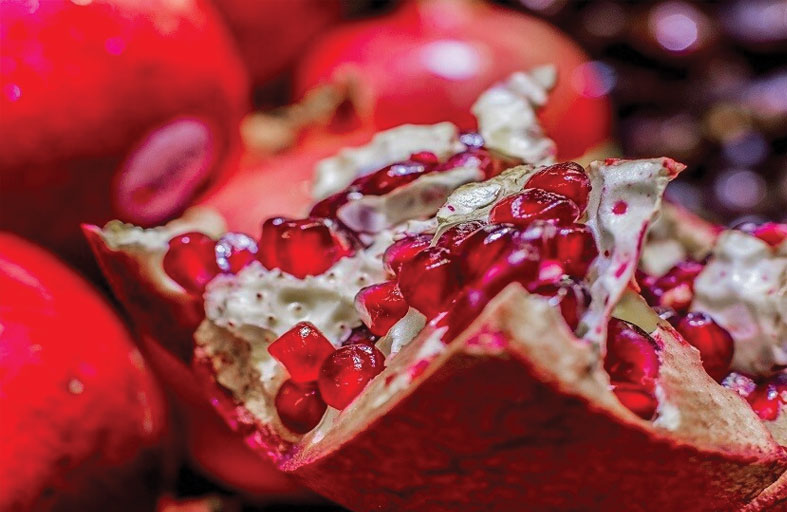 محاذير تناول الرمان