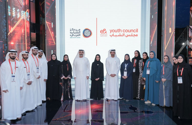 مركز الشباب العربي ومجموعة إي آند يوقعان مذكرة تفاهم استراتيجية بهدف الاستثمار في طاقات الشباب