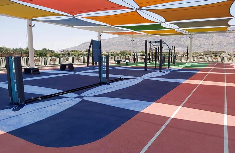 بلدية مدينة العين تنجز مشروع مناطق اللياقة البدنية في مزيد والظاهر والصاروج