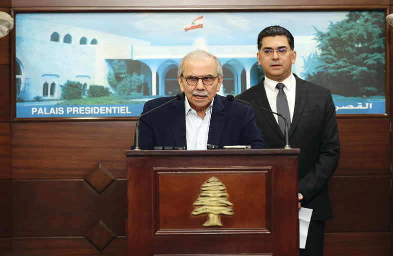 الحكومة اللبنانية تعلن الحظر الفوري لأنشطة حزب الله الأمنية والعسكرية