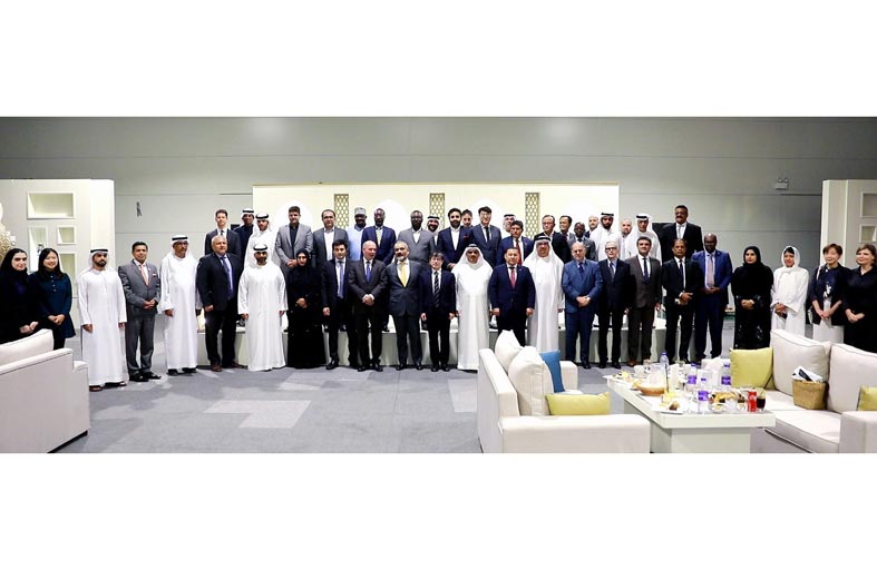 غرفة رأس الخيمة تُقيم مأدبة سحور للسفراء المعتمدين لدى الإمارات