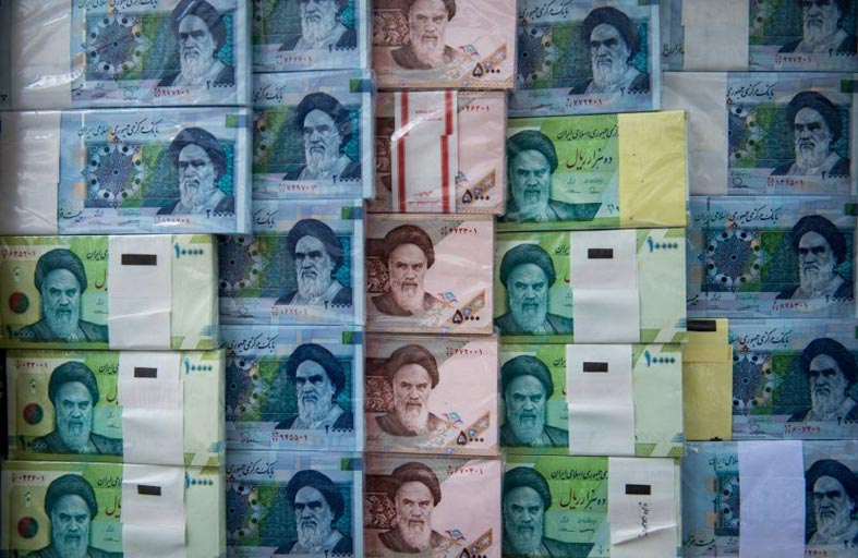 بلومبرغ: لا تنخدعوا بمزاعم إيران عن النمو الاقتصادي