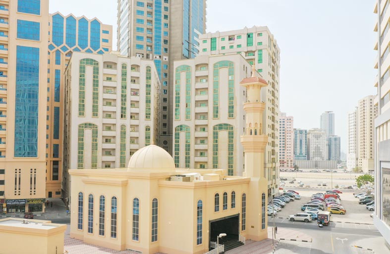 إسلامية الشارقة تفتتح مسجد الأجر بالنهدة