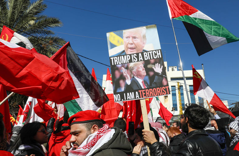 الاتحاد الأوروبي يدعو الفلسطينيين والإسرائيلين إلى المفاوضات 