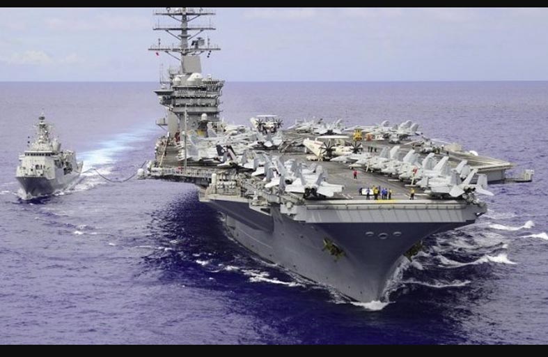 حاملة الطائرات نيميتز ستبقى في الخليج في ضوء «تهديدات» إيران 