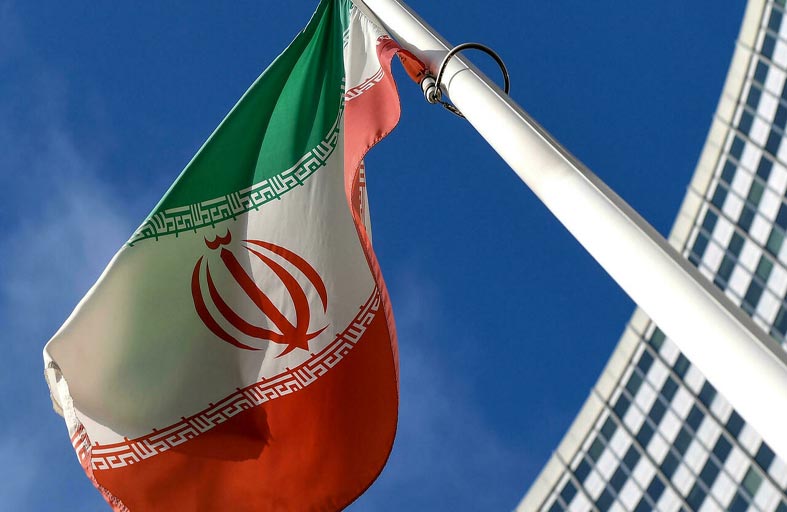 طهران تعلن توقيع شراكة استراتيجية مع موسكو