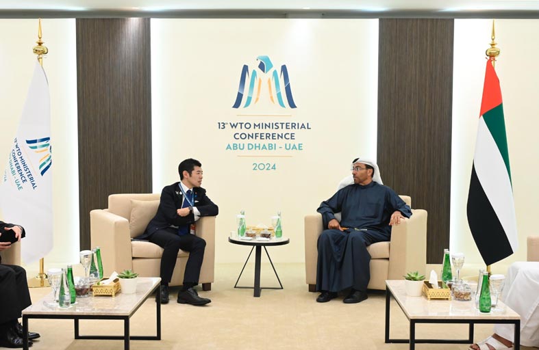 الصايغ يلتقي وزير الدولة للشؤون الخارجية الياباني