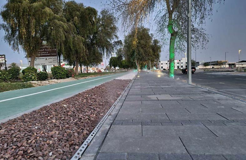 بلدية منطقة الظفرة تكمل إنشاء ممشى مبرد بالرذاذ في حوض غرب 3 بمدينة زايد