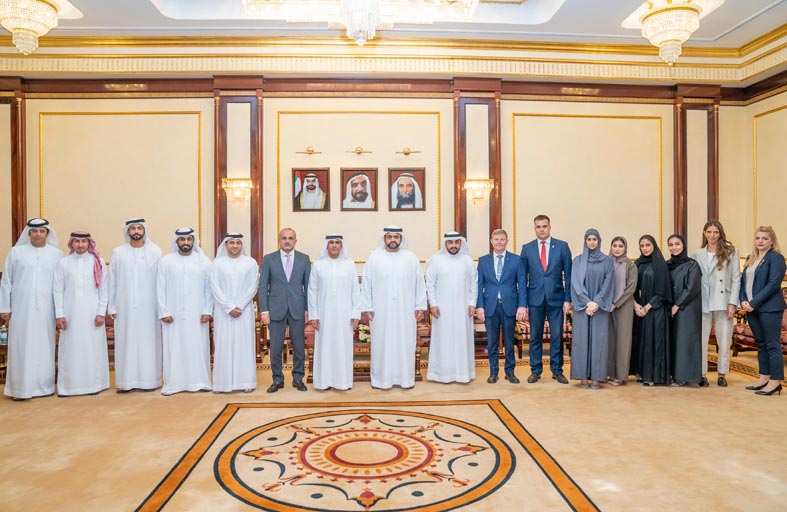 محمد الشرقي يستقبل اللجنة المنظمة لمونديال المبارزة للسيدات ويشيد بنتائجها