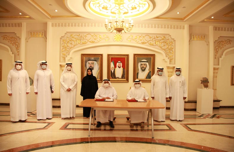 المجلس الاستشاري لإمارة الشارقة ودائرة الإحصاء والتنمية المجتمعية يوقعان اتفاقية تعاون مشتركة