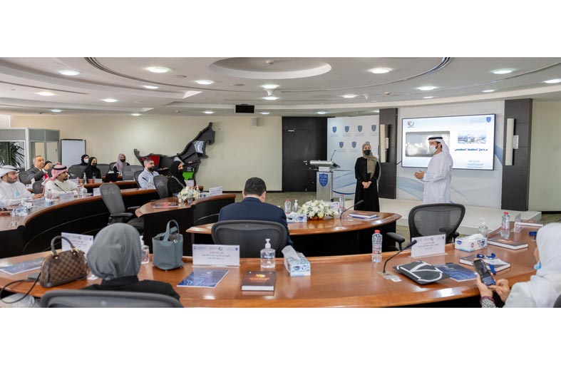 عهود الرومي تلتقي كوادر من وزارة المالية الكويتية المتدربين في الإمارات 