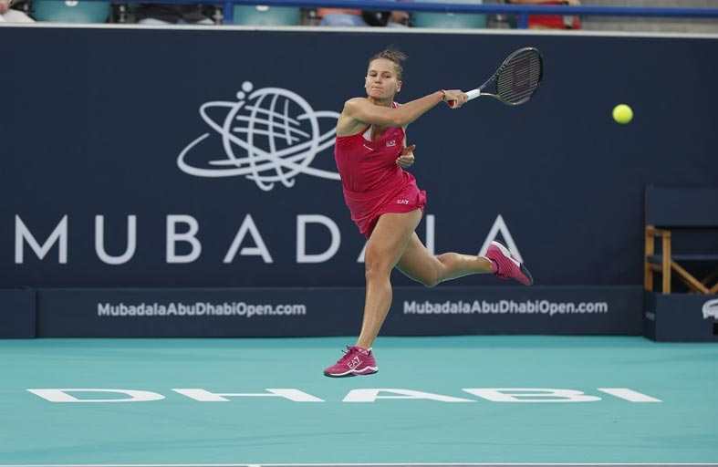 تأهل كوديرميتوفا وبنشيتش لربع نهائي بطولة «مبادلة أبوظبي» للتنس