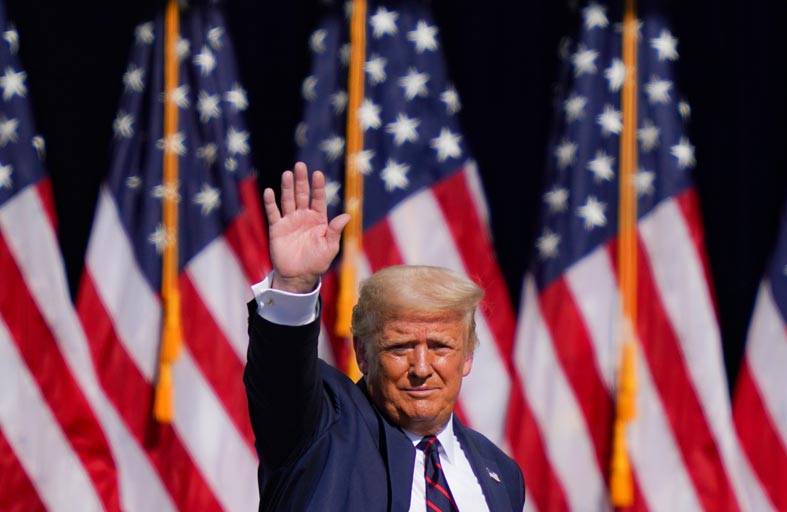 رحلة ترامب من الهزيمة الانتخابية إلى العزل الثاني 