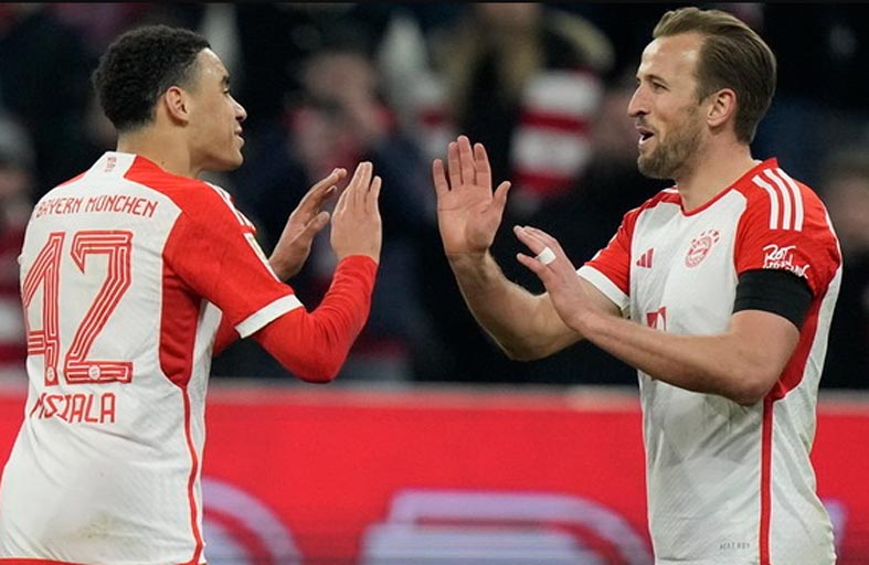 كاين يعيد بايرن إلى سكة الانتصارات أمام لايبزيغ 