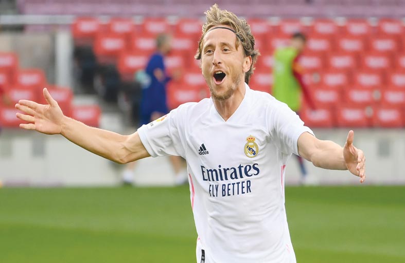 مودريتش يكشف سبب مشاهدته للمباريات التي يلعبها