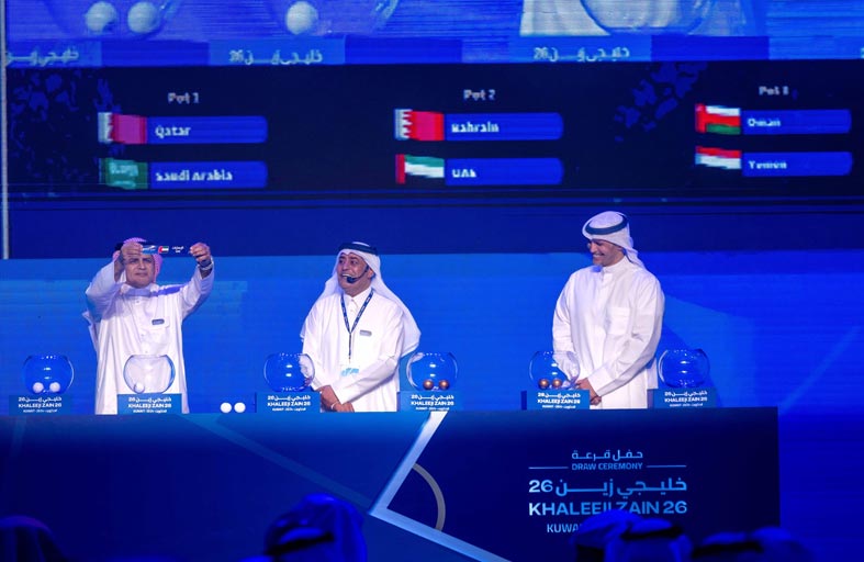وفد اتحاد الكرة يشهد قرعة خليجي 26 في الكويت