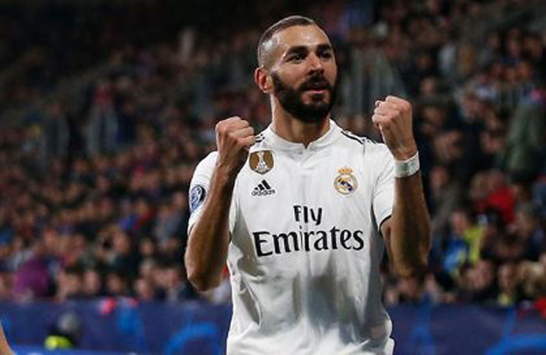 ريال مدريد يحتاج لنجاعة بنزيمة لتأكيد تفوّقه على ليفربول 