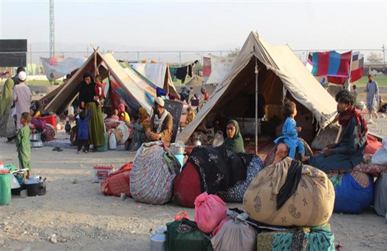  لاجئون أفغان يرفضون العودة الى أفغانستان 