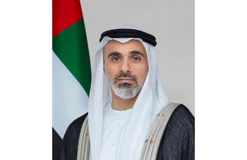 خالد بن محمد بن زايد يتلقى هاتفياً تهاني ولي عهد البحرين بتعيينه ولياً للعهد في إمارة أبوظبي