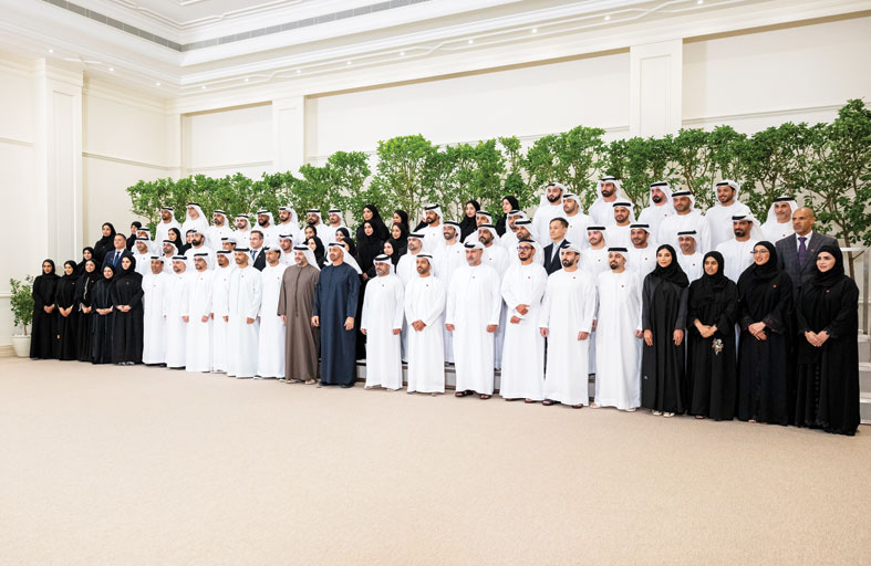 رئيس الدولة يستقبل وفد مجموعة «إيدج» 
