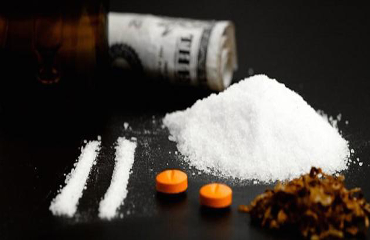 طفلة تفارق الحياة بسبب تعاطيها مخدرات بالخطأ