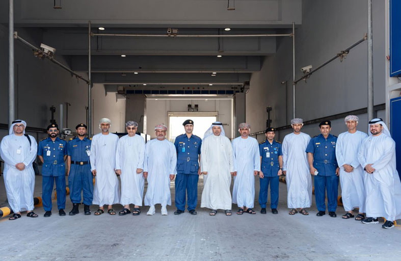 جمارك دبي تبحث مع وفد عُماني التعاون الجمركي واللوجستي