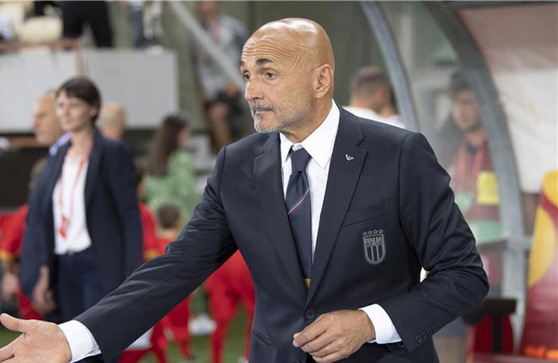 سباليتي يستبعد ثنائي إيطاليا من مواجهة أوكرانيا