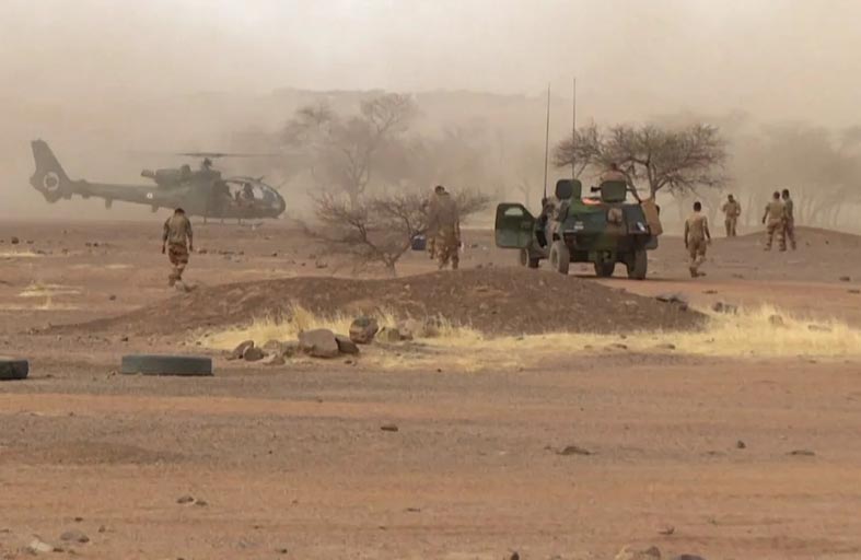 هجوم ميناكا.. الجيش المالي في مواجهة صراع «داعش» و«القاعدة»