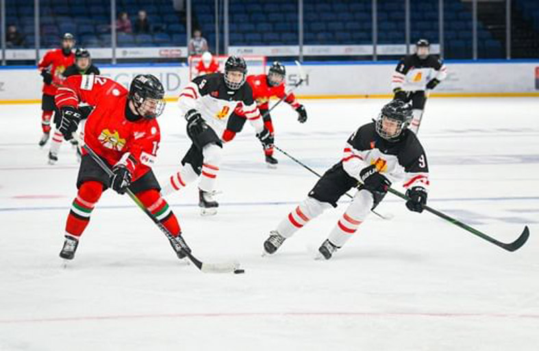 «هوكي الجليد» للشباب يحرز المركز الرابع في آسيوية أوزبكستان