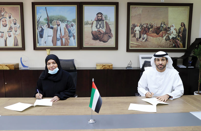 لجنة إدارة المهرجانات والبرامج الثقافية والتراثية بأبوظبي توقع اتفاقية تعاون مع اتحاد كتاب وأدباء الإمارات