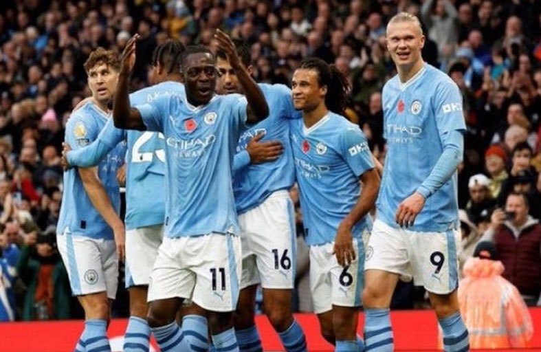 سيتي وبرشلونة يبحثان عن التأهل بدوري الأبطال 